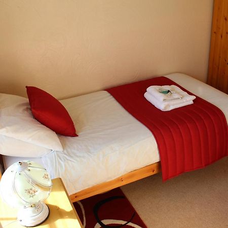 Middlegate Hotel Pembroke Room photo